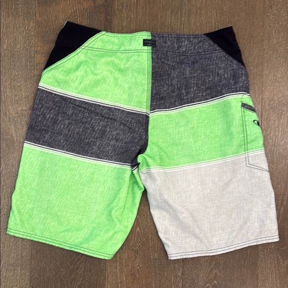 O’Neill Neon Green and Charcoal Color-Blocked Board Shorts size 34 - Picture 2 of 7